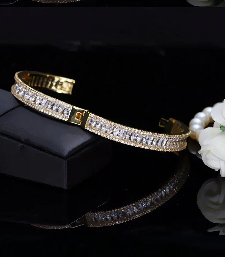 Rafaelagold - CZ simulated gold diamond bangle bracelet
