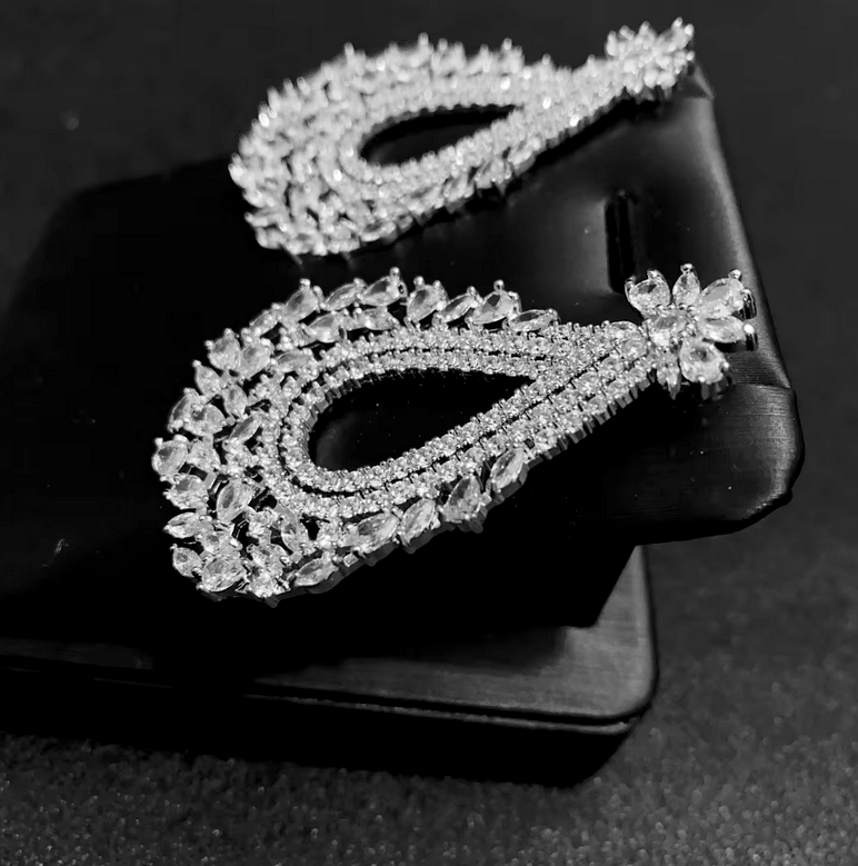 Honey - Stunning simulated diamond cz bridal earrings