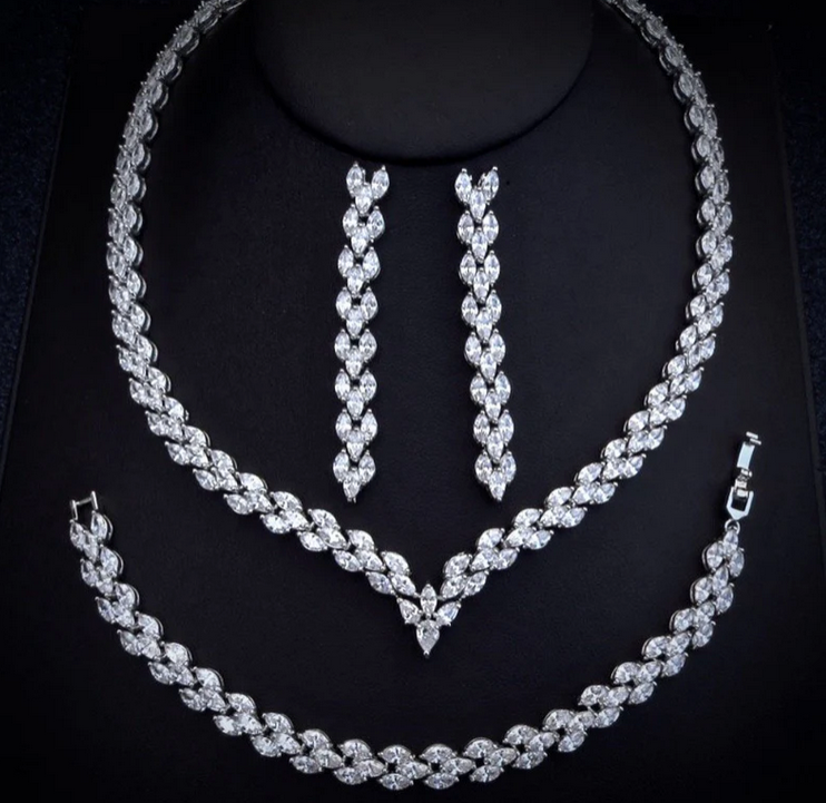 crystal evening 3pcs necklace set