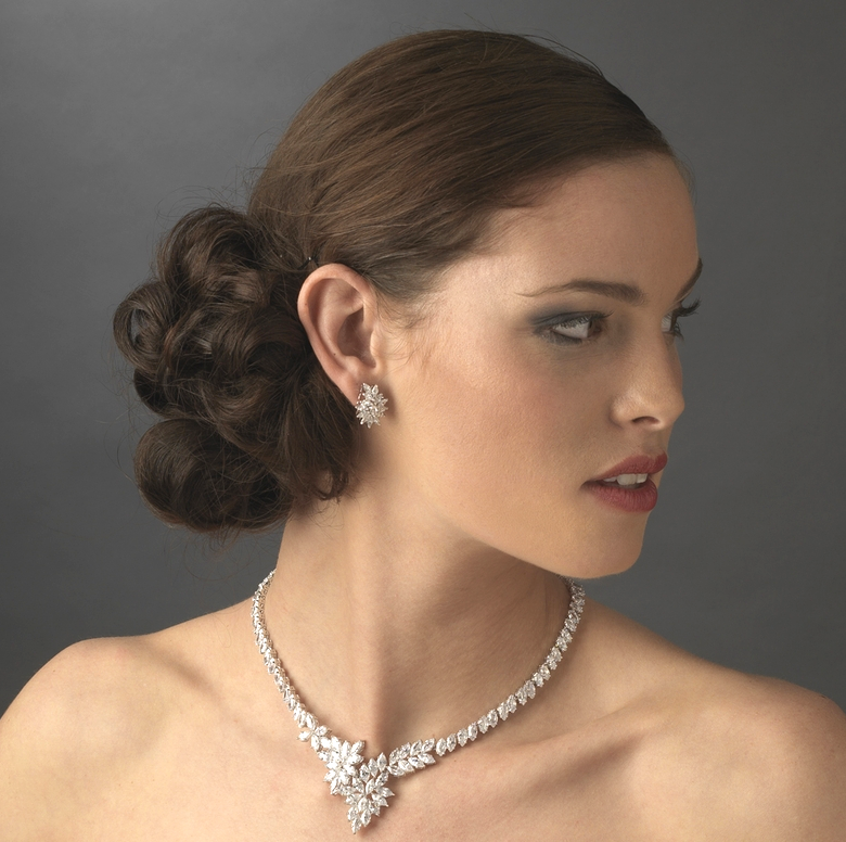 Alessia - Simulated Diamond CZ elegant vine bridal necklace set