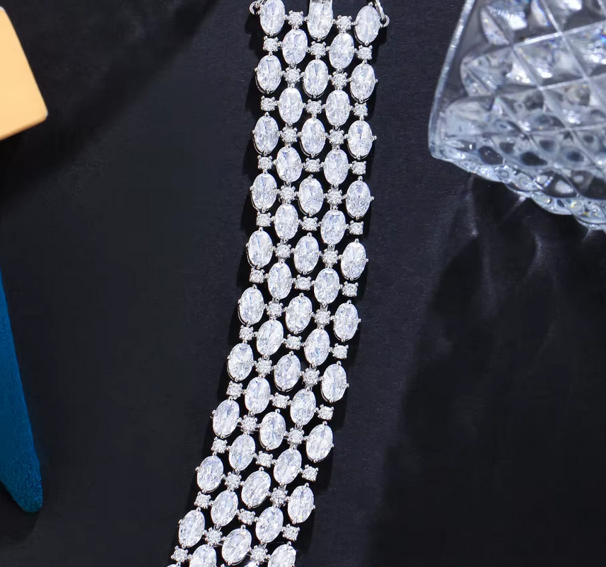 Nicoletta - Elegant crystal CZ bridal bracelet