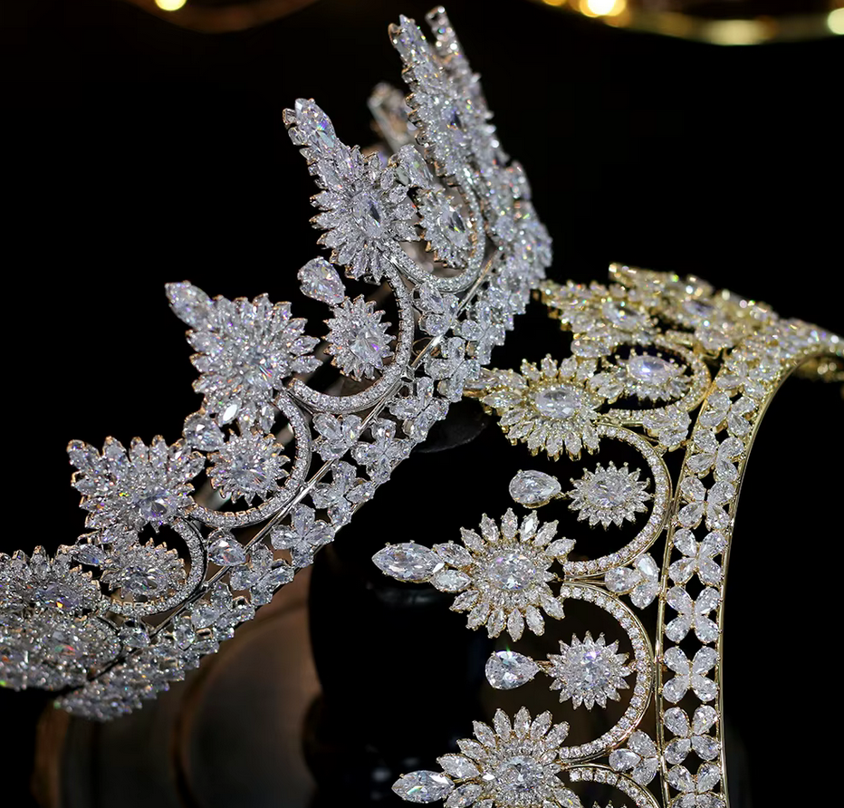 Princess Rosanna - Stunning Swarovski Crystal Gold Tiara Crown