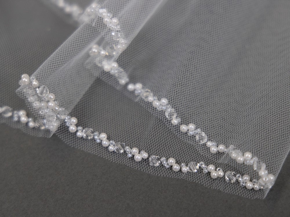 Dara  – Beaded crystal and pearl trim edge wedding veil