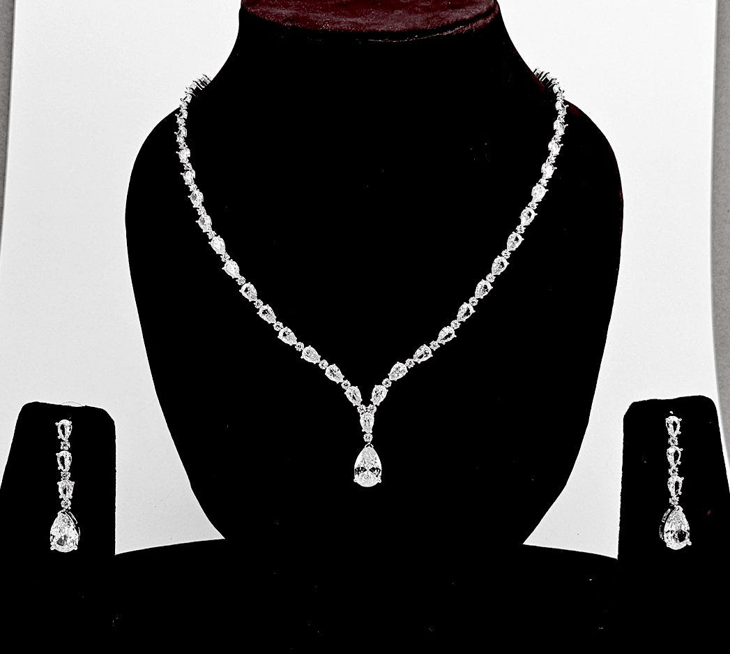 Nadelina- Exquisite and elegant 3 pcs CZ wedding necklace set
