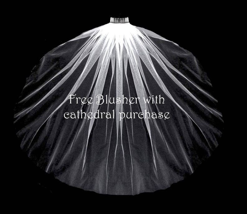 Mariarosetta - Royal Cathedral floral french lace veil - Free blusher