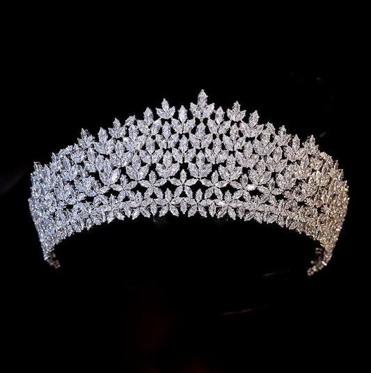 Giulietta, Swarovski Crystal tiara Crown