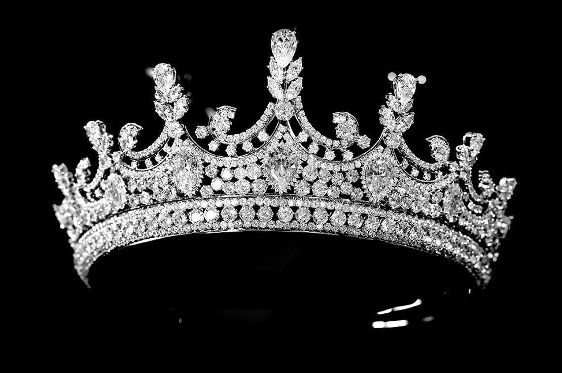 Amore - Renaissance Princess Tiara