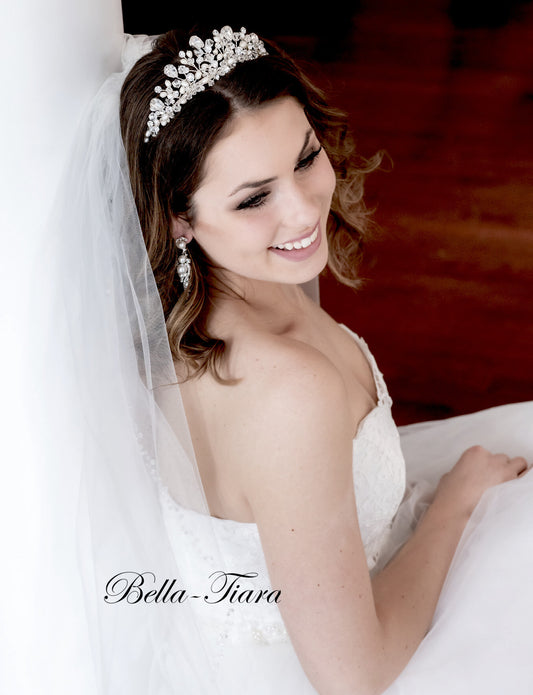 Evelyn - Romantic Crystal and Pearl tiara