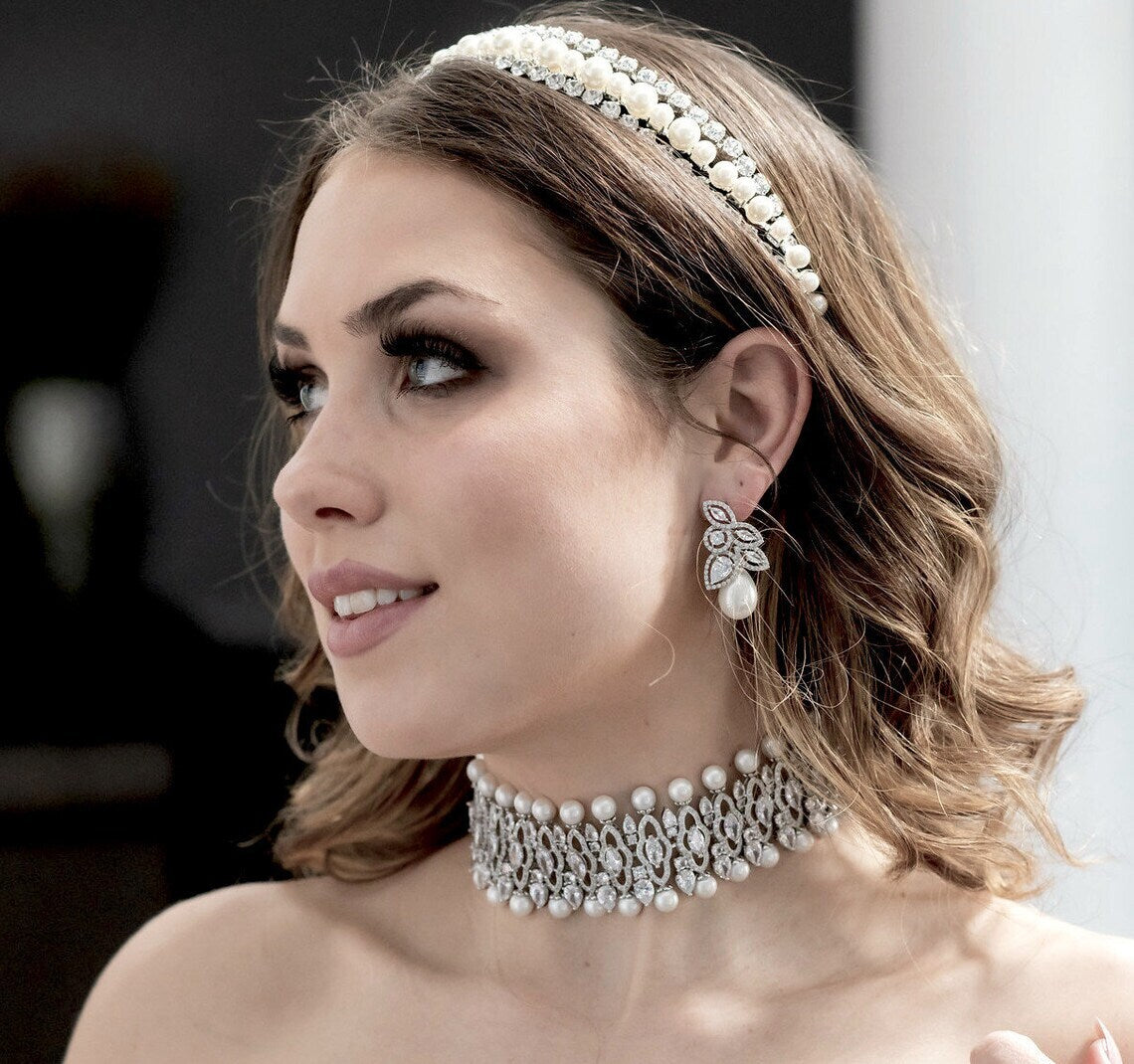 Grand Perla - Stunning Crystal and Pearl wedding necklace set