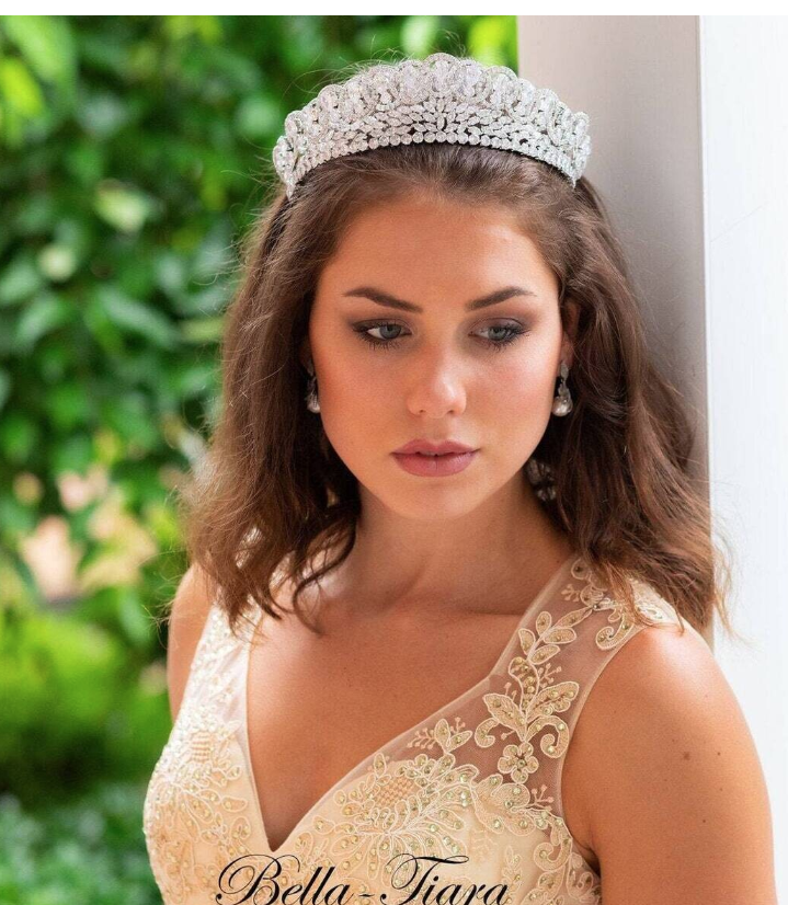 Melana - Royal Crystal Tiara