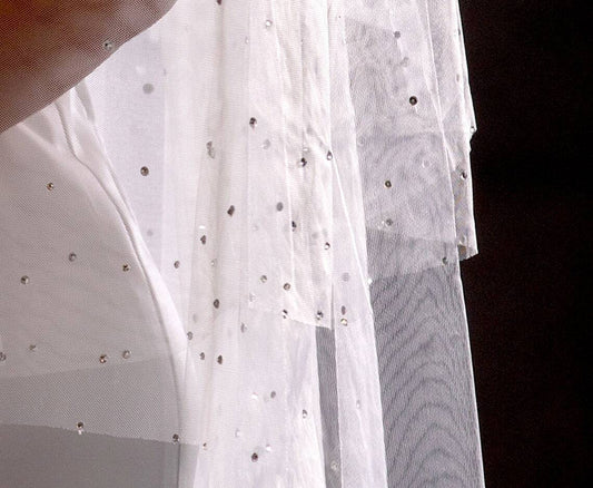 Evita – Scattered 2 tier crystal wedding veil with blusher