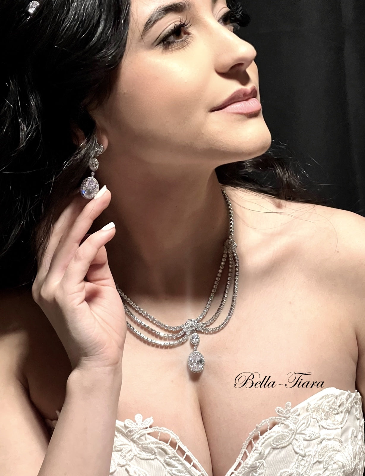 Dutchess - Romantic Bridal necklace set