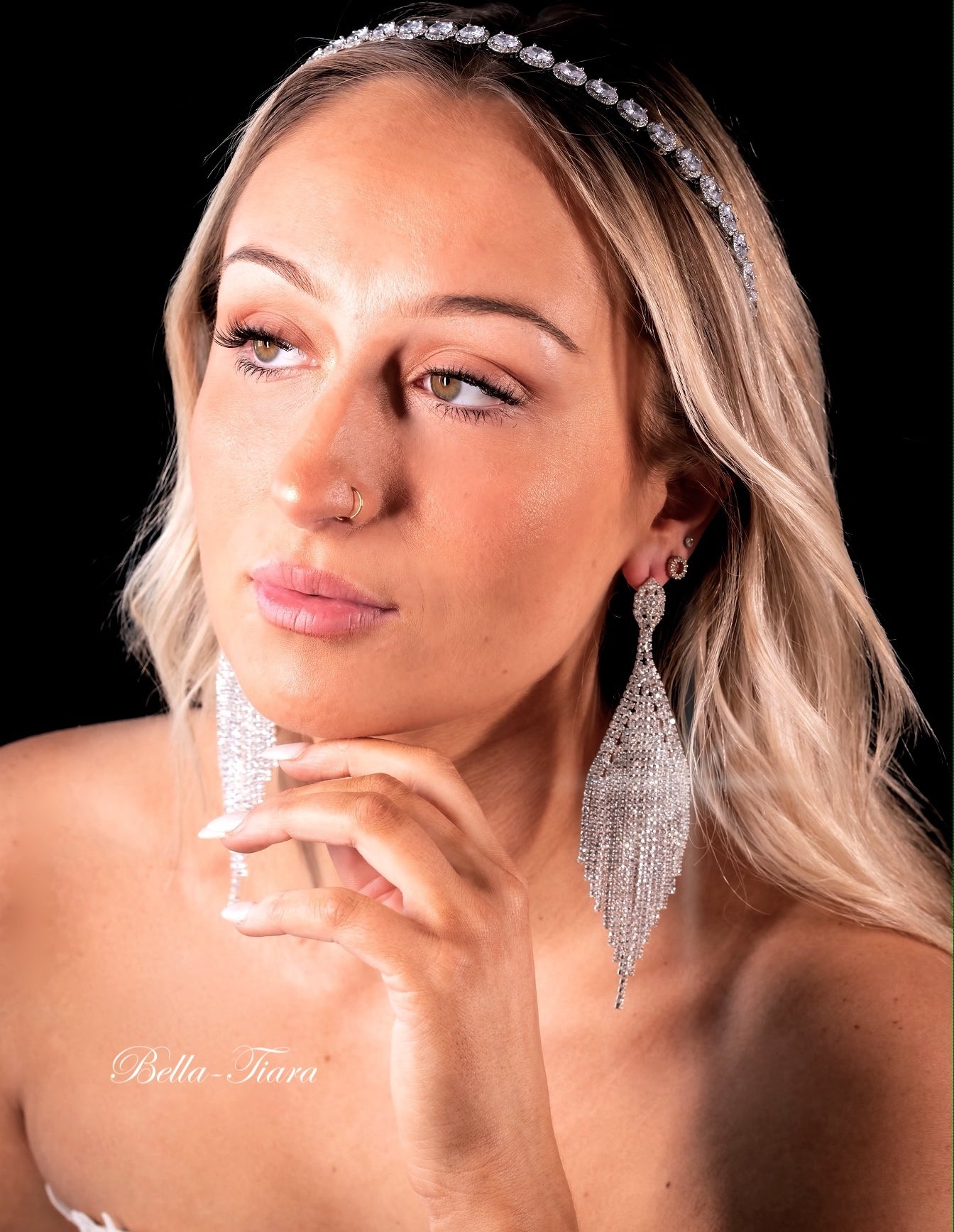 Mercedes - Glamorous crystal chandelier earrings