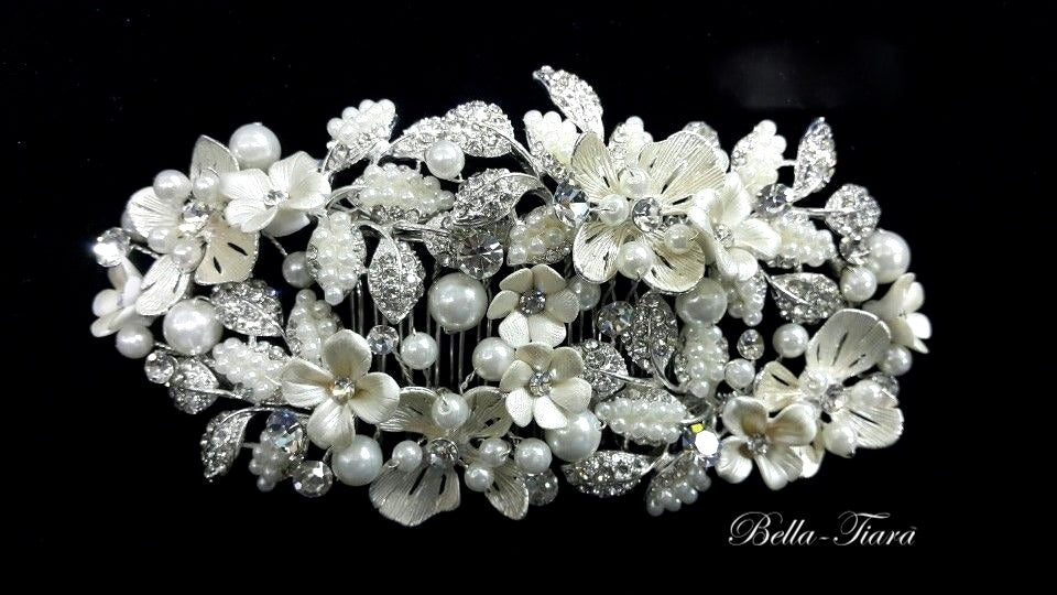Rosadoro - Stunning ivory Pearl floral wedding comb