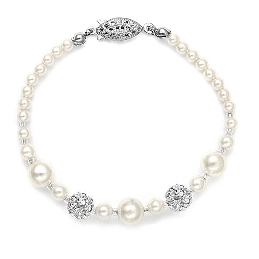 Amoretta - Elegant crystal and pearl bridal wedding bracelet