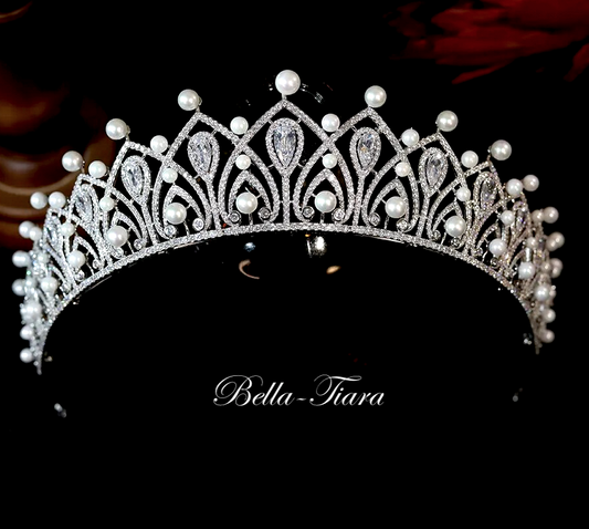 Princess Lorenza - Beautiful Crystal Pearl Wedding Tiara