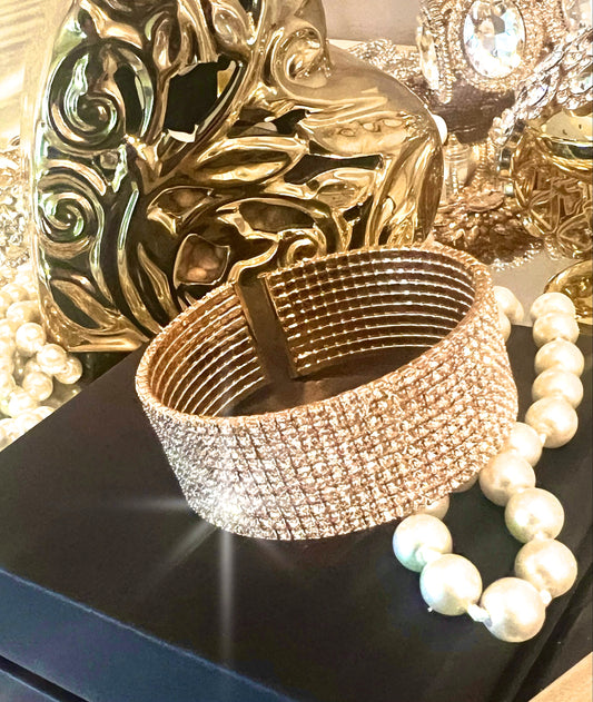 Martina - Elegant gold rhinestone crystal cuff bracelet