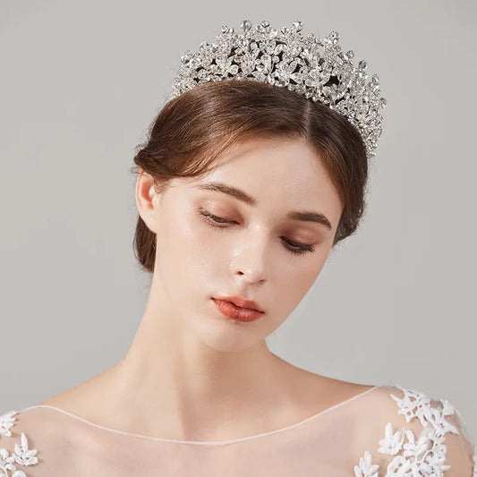  Wedding tiaras for brides 