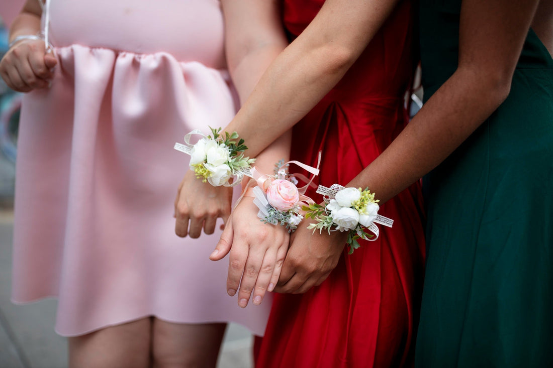 Wedding Cuffs & Bracelets That Add a Touch of Luxury to Your Bridal Look
