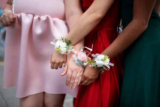 Wedding Cuffs & Bracelets That Add a Touch of Luxury to Your Bridal Look