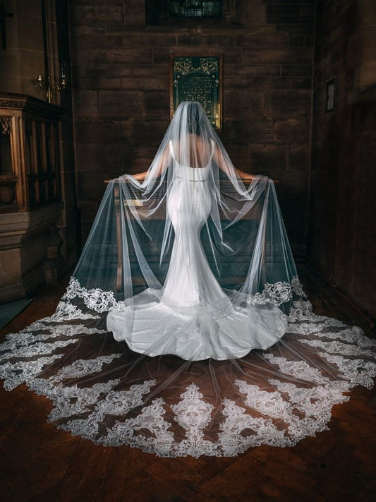 Why a Lace Cathedral Veil is the Most Dramatic and Elegant Choice for Your Big Day