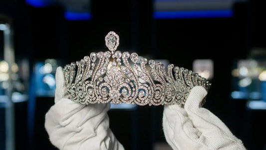 Budget vs. Luxury: What Differences Matter When Choosing Your Tiara
