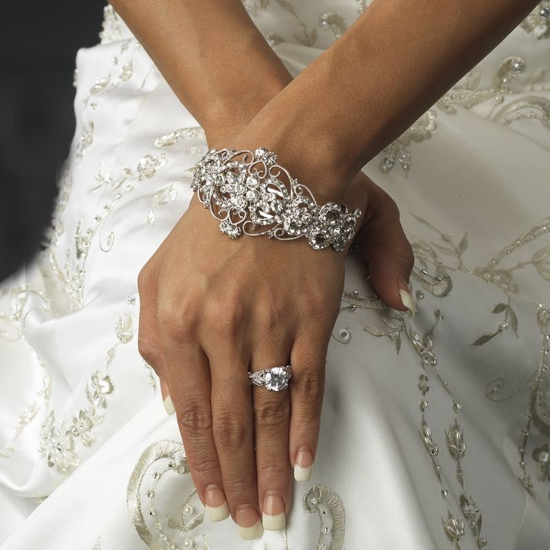 Must-Have Wedding Bracelets for Brides Wanting a Polished Look