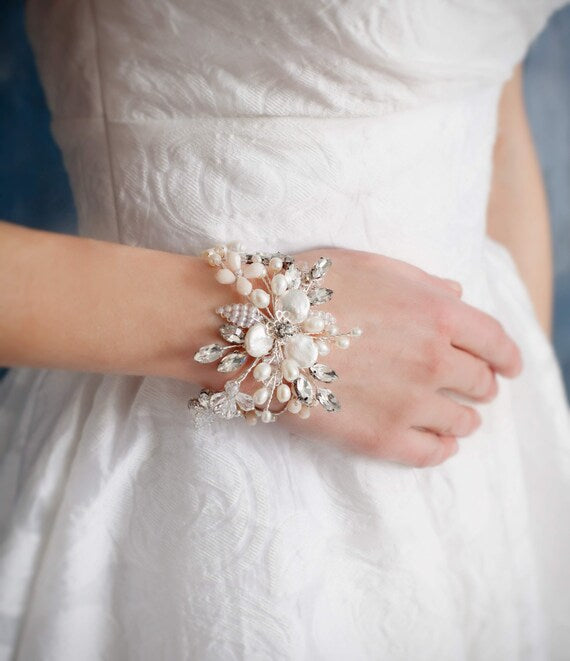 Why Pearl Wedding Bracelets Are Timeless and Elegant Choices for Brides