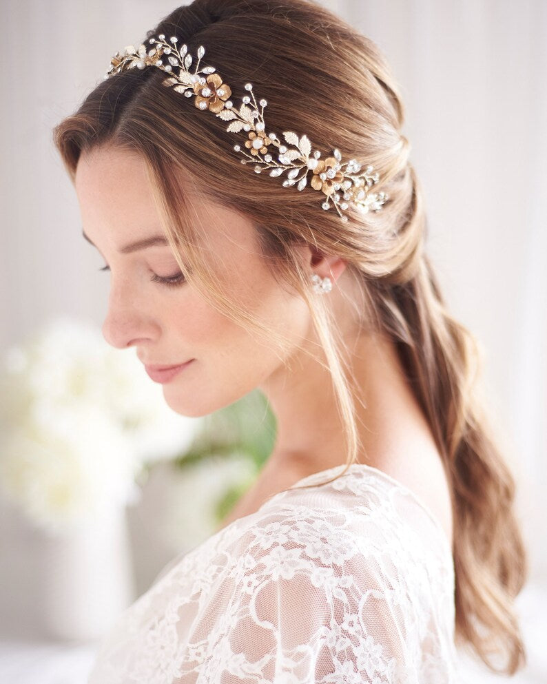 Trending Bridal Hair Accessories Brides Are Loving for Weddings in 2026