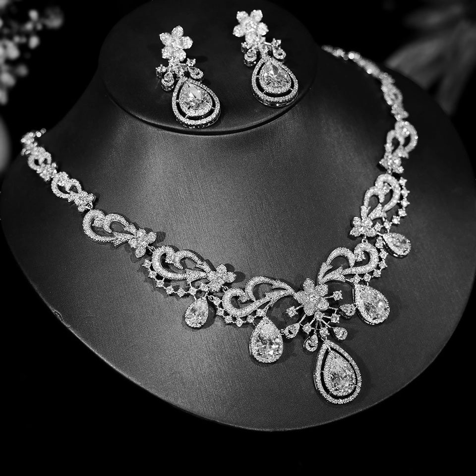 Chantelle - Enchanting crystal wedding necklace set