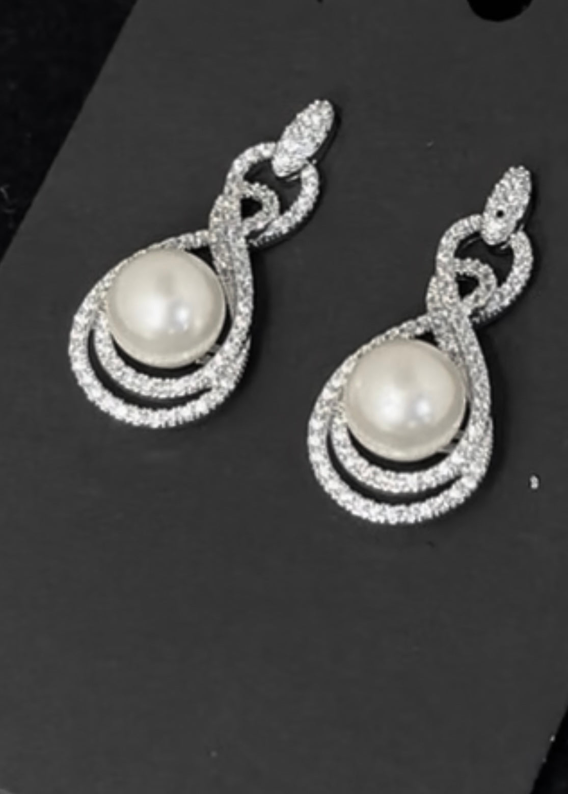 Lilla - Elegant CZ Pearl Bridal Earrings