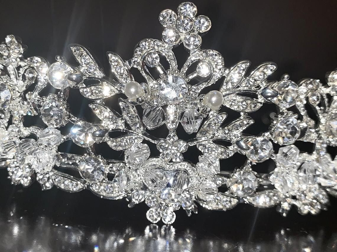 Juliana - Romantic Crystal Wedding Tiara