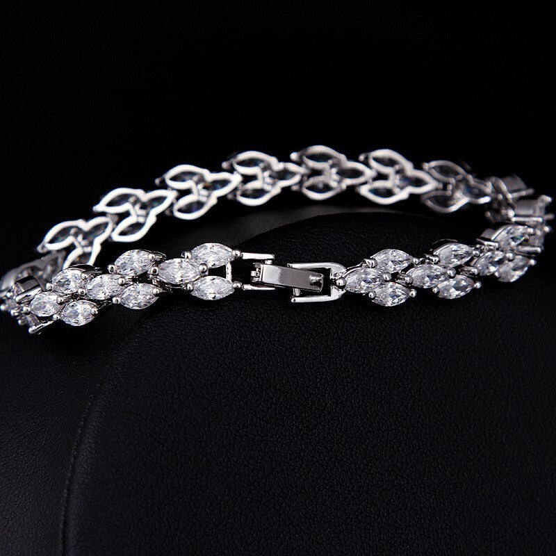 Ambra - Swarovski crystal bridal bracelet