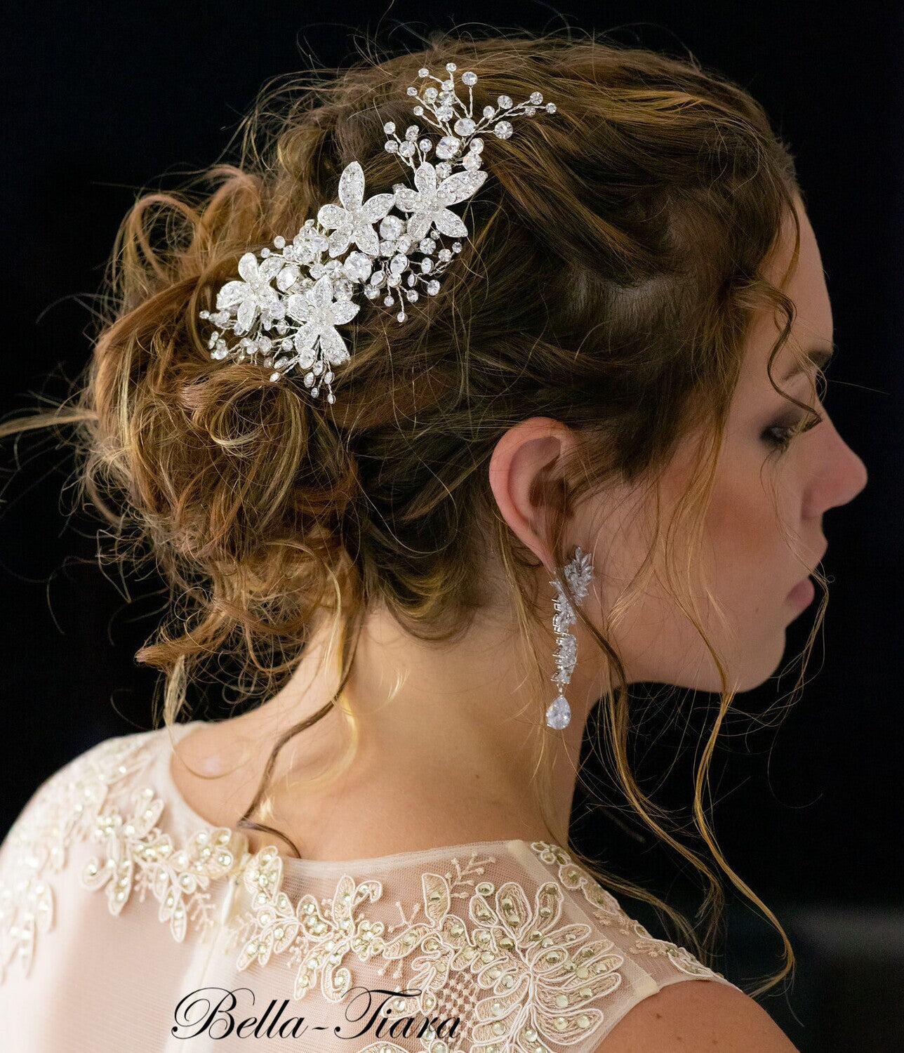 Saralisa - Exquisite Swarovski crystal wedding hair comb