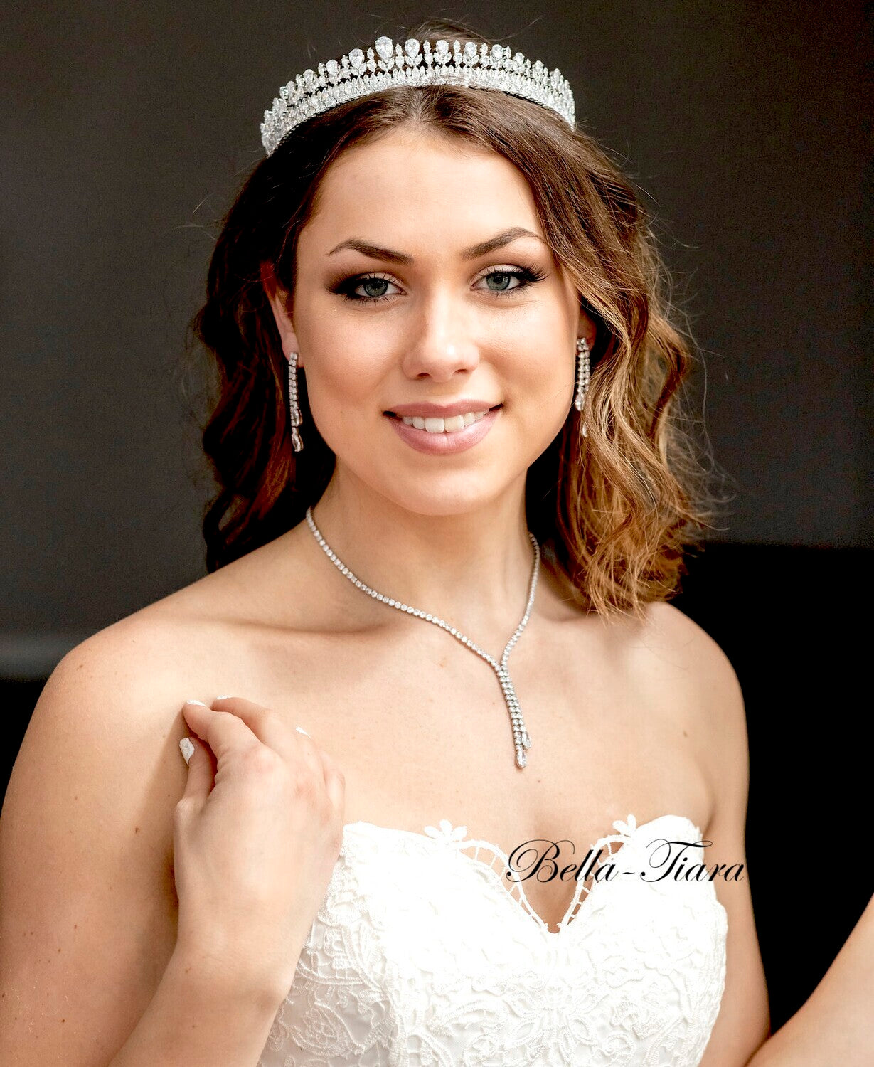 Ashley -  Elegant swarovski crystal bridesmaids necklace set