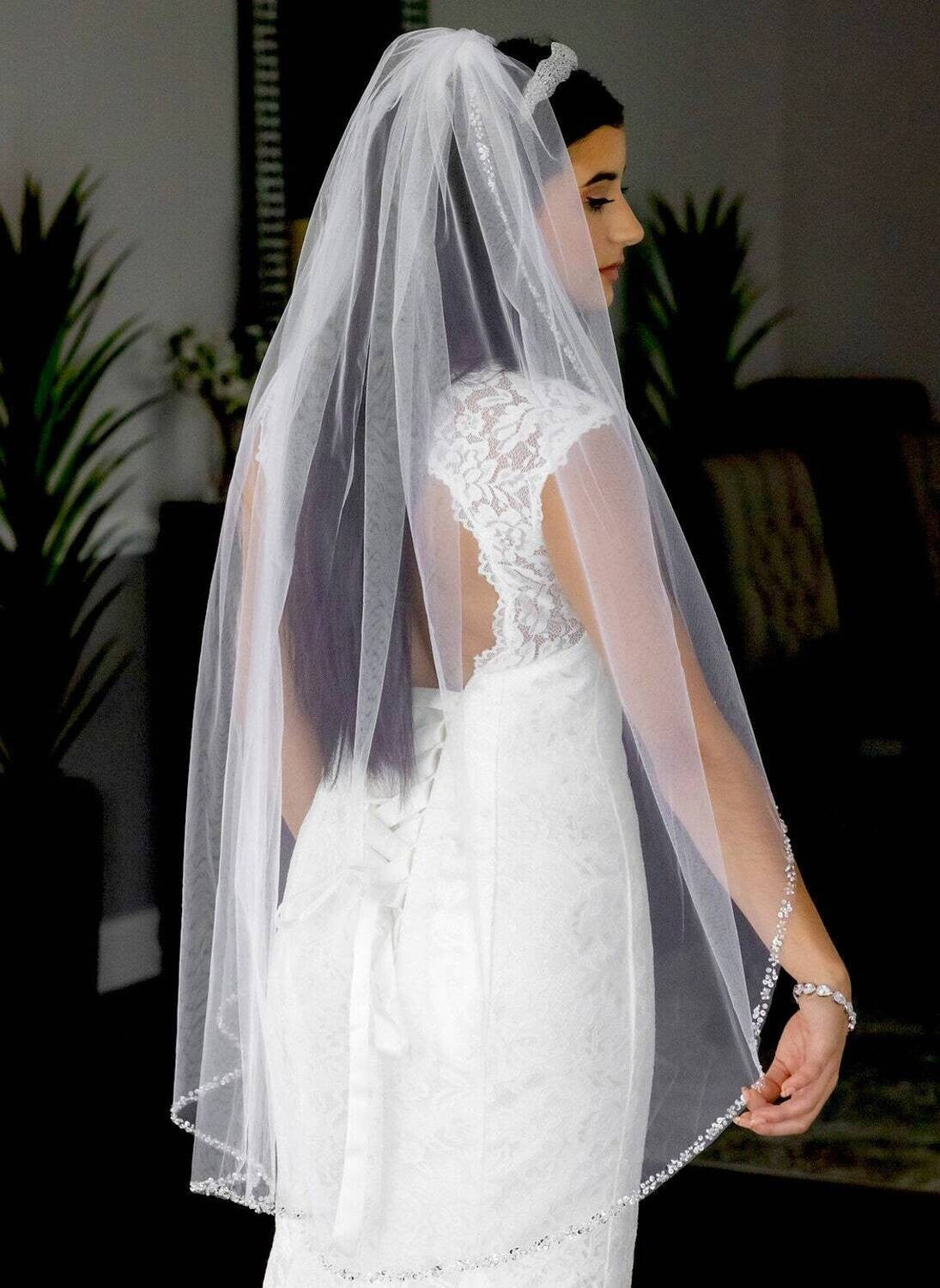 Elegant beautiful veil. Cathedral traditional veil with crystals and pearl beaded good edge. Cathedral veil.