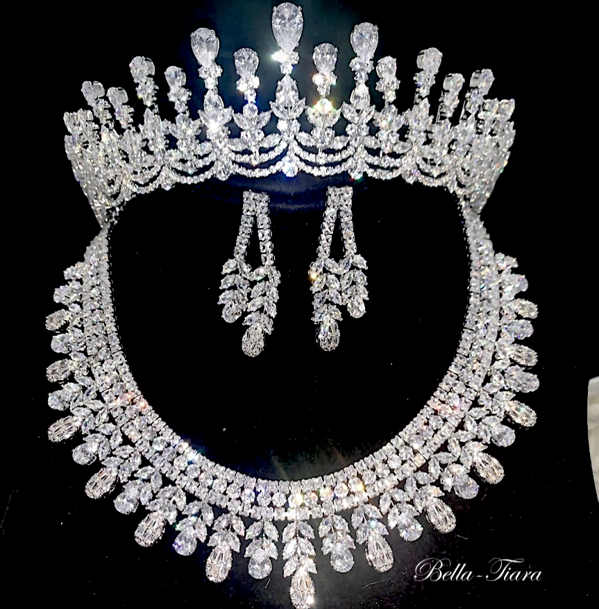 Regina, Stunning Crystal Wedding Tiara Crown