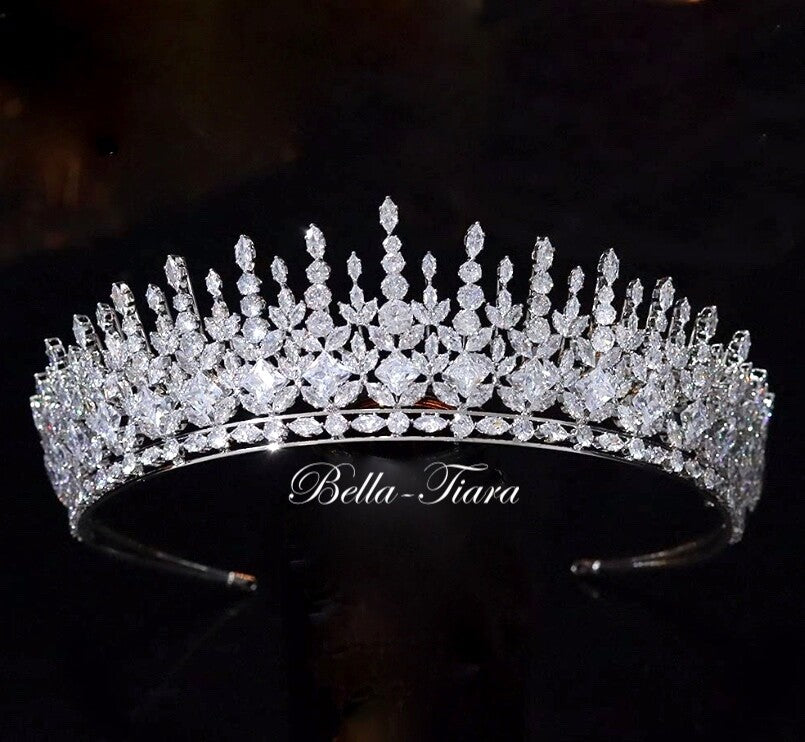 Salina -  Exquisite Crystal wedding Tiara