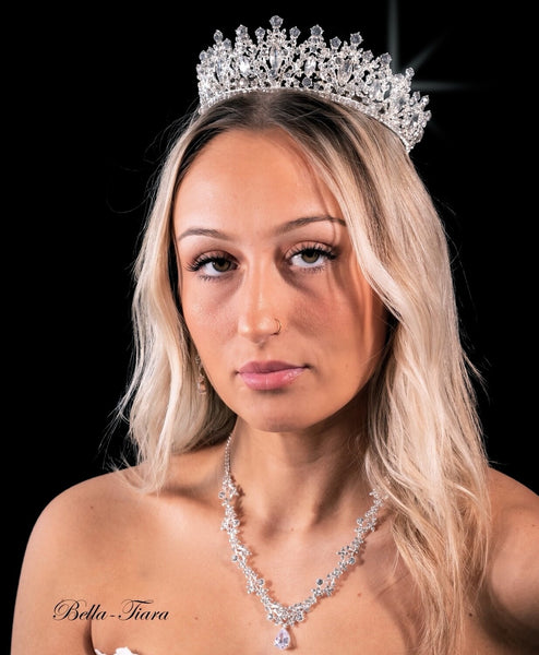 Giselle - Royal wedding crystal crown tiara – Bella-Tiara
