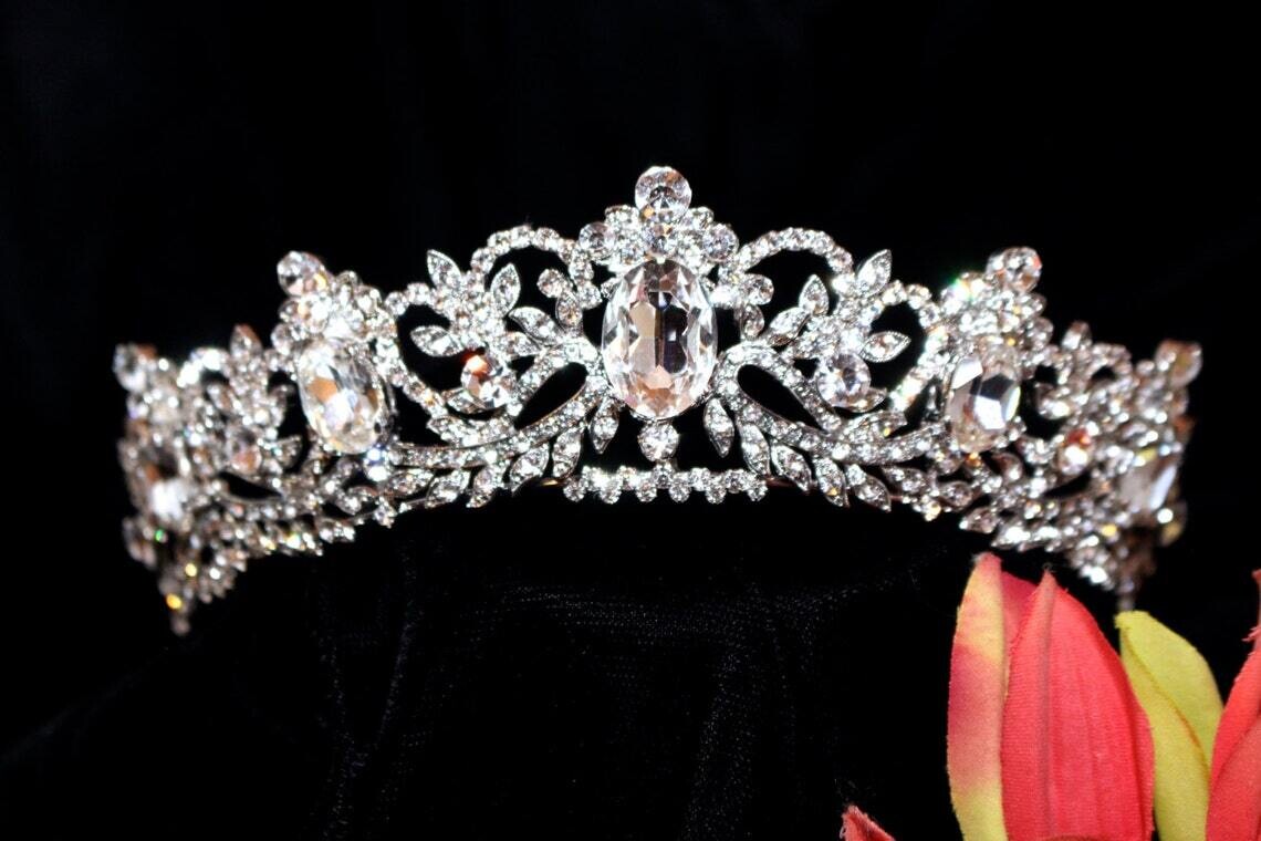 Princess Amora - Beautiful princess Tiara