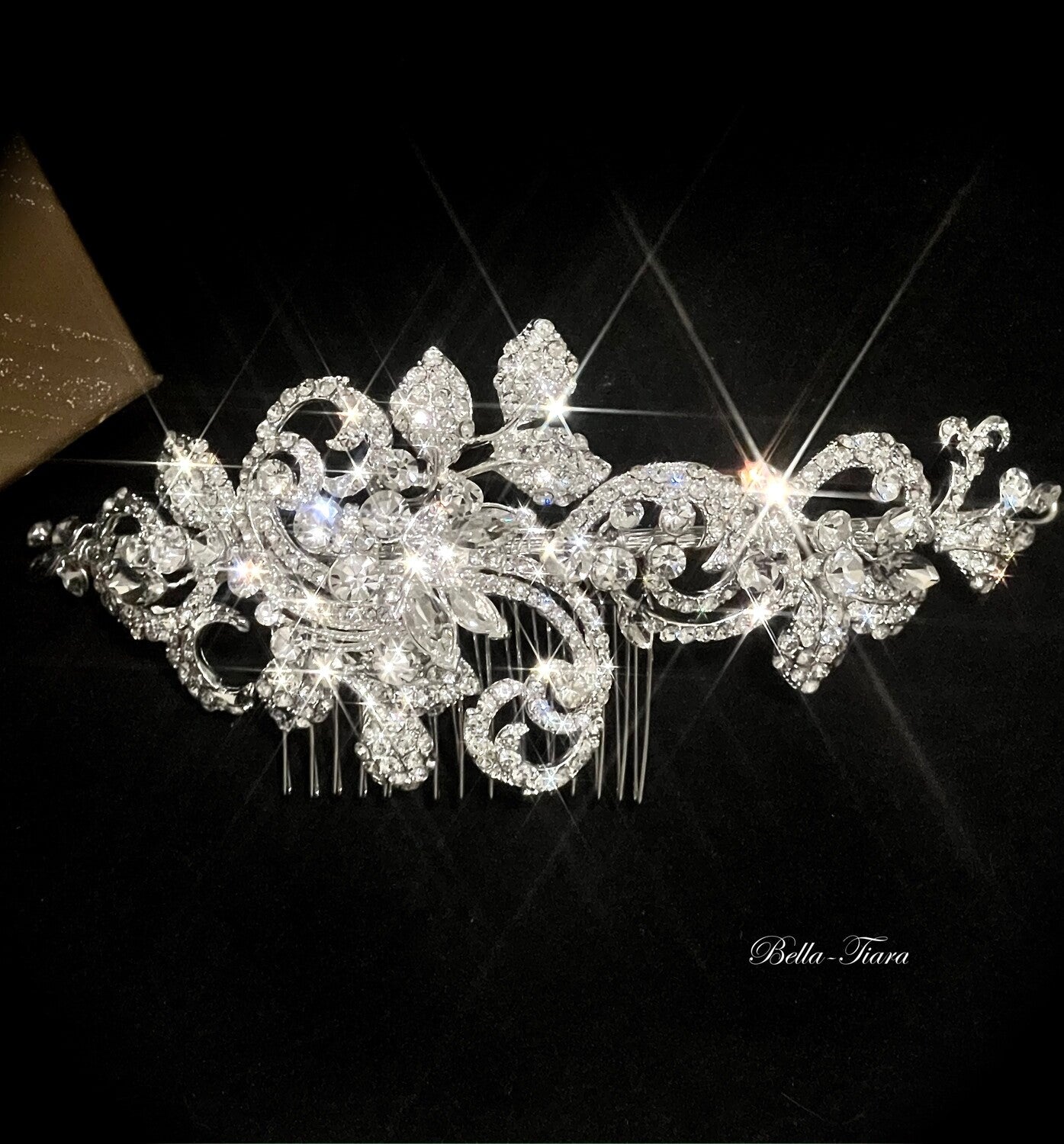 Meadow - Captivating Swarovski crystal hair comb