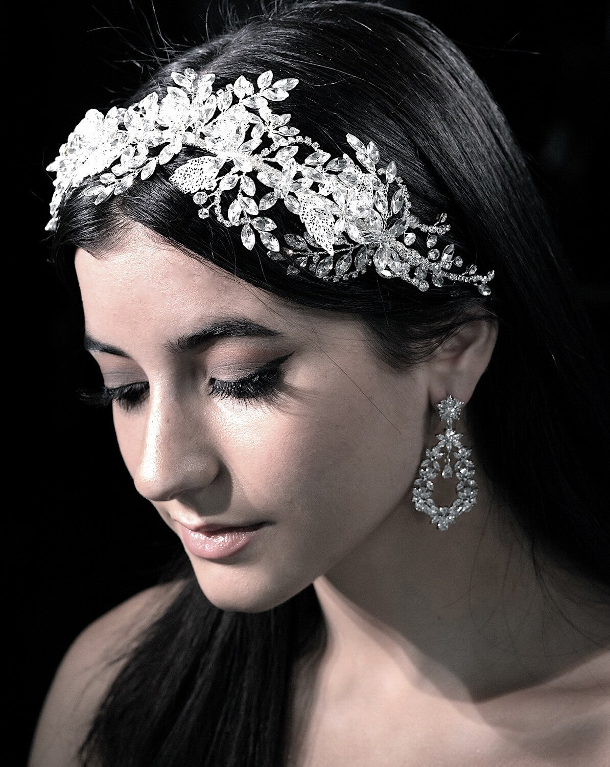 Eva-silver Crystal statement earrings
