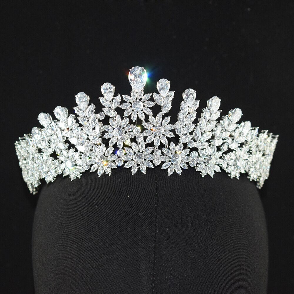 Karlise - Exquisite Crystal wedding tiara