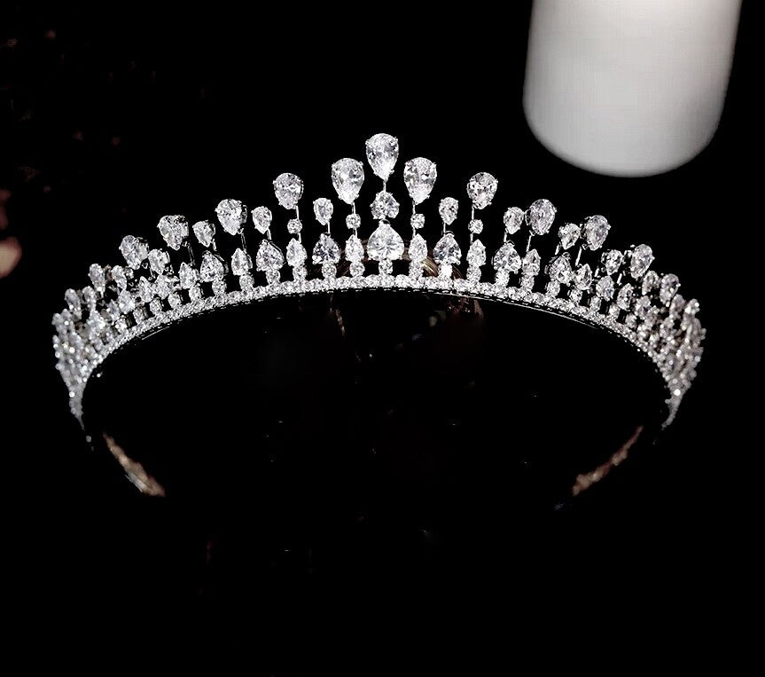 Severina - Timeless Swarovski Crystal Tiara