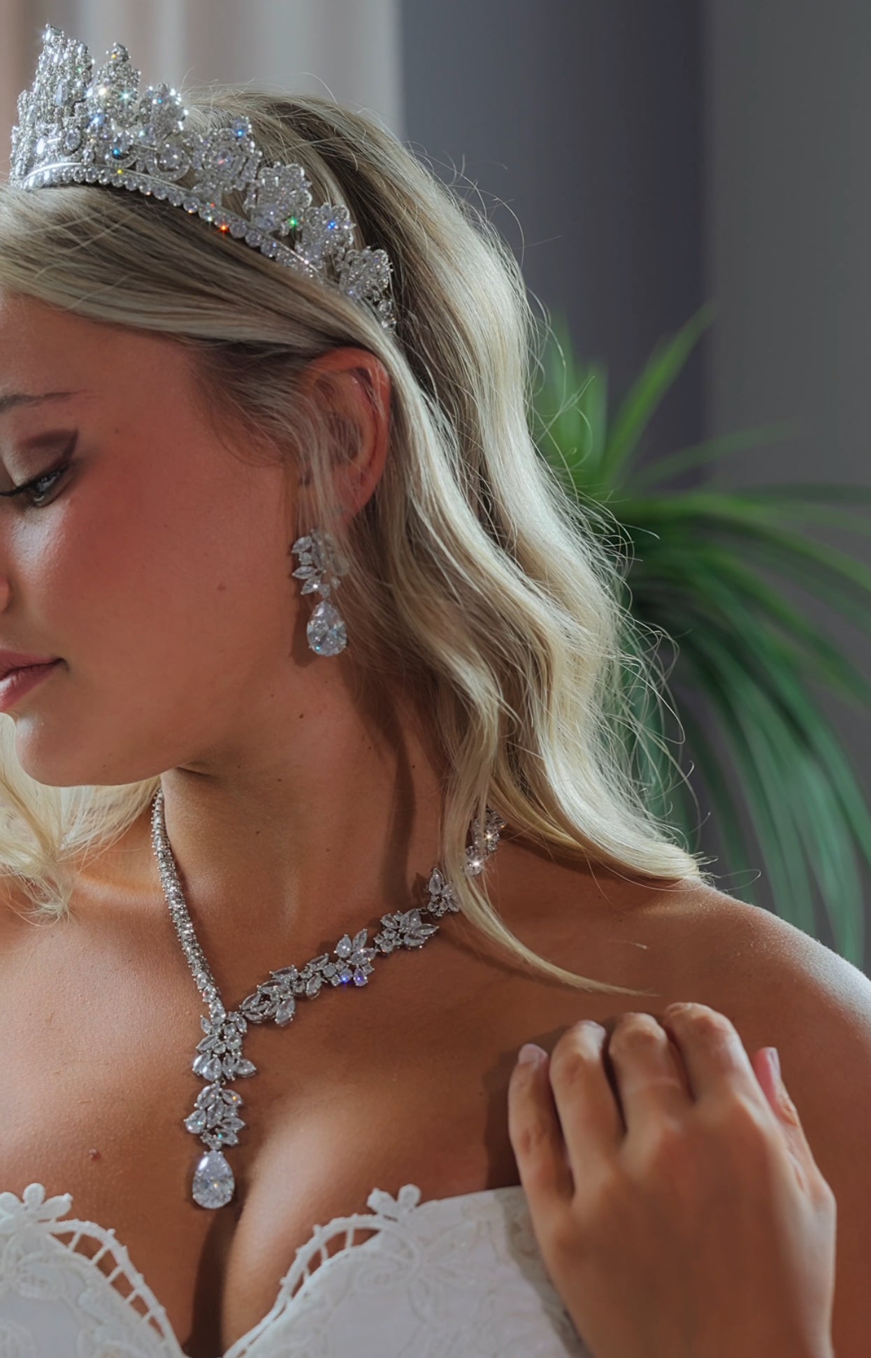 Micola - Glamorous statement crystal bridal necklace set