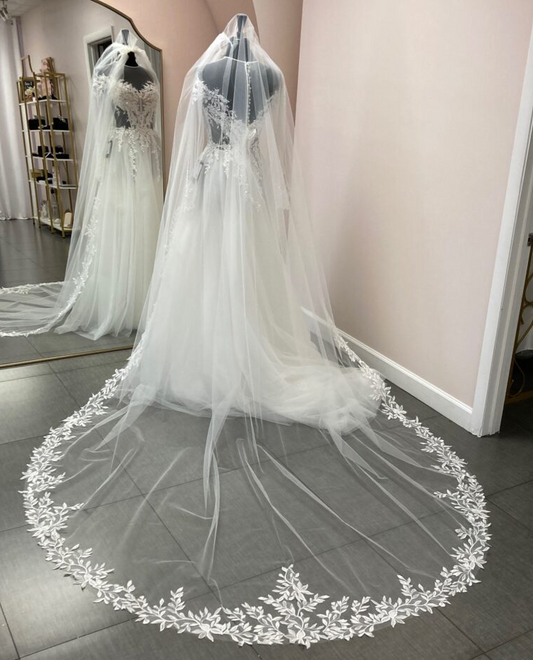 vine lace trim cathedral veil