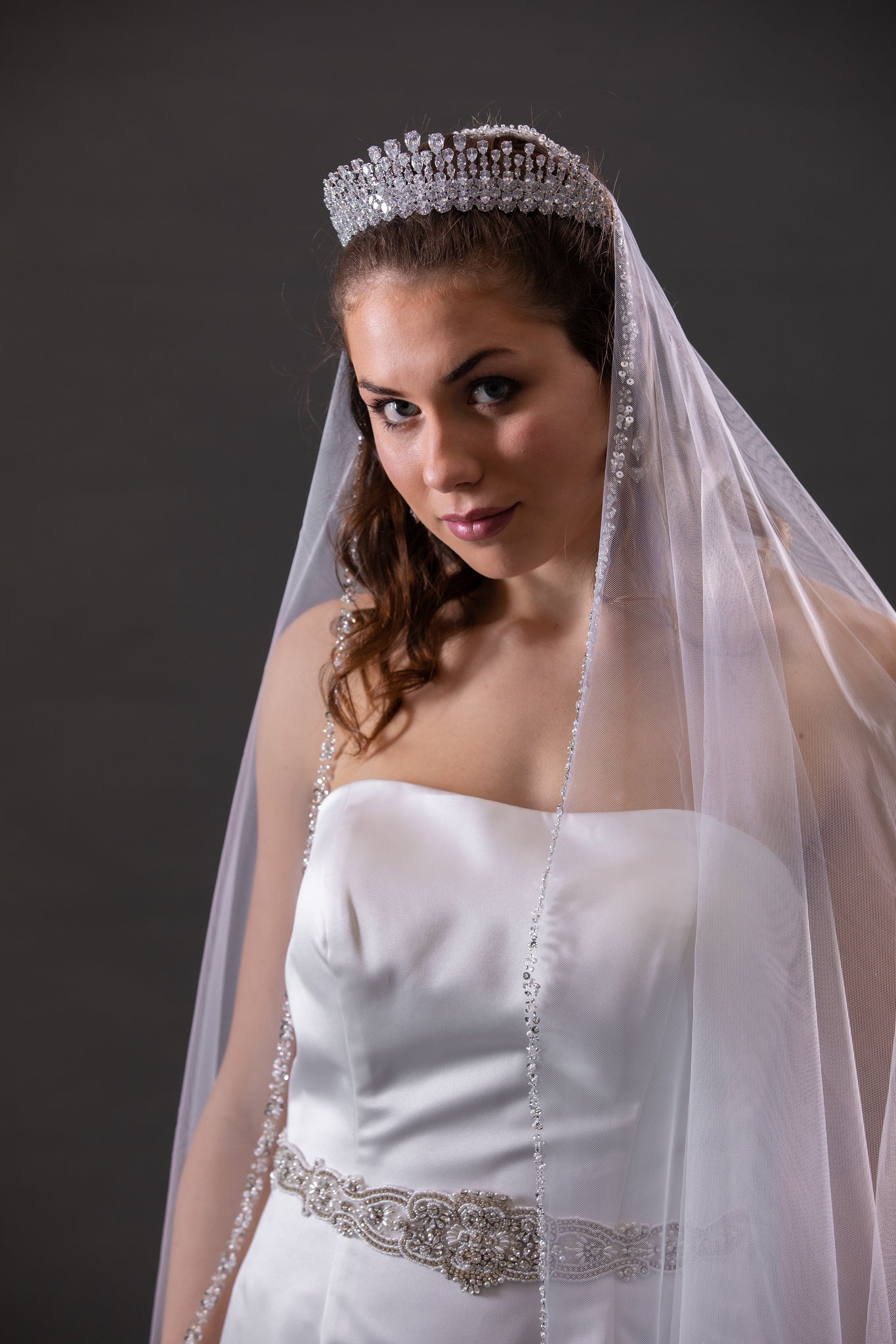 Rosalinda – Rhinestone, crystal pearl beaded cathedral veil