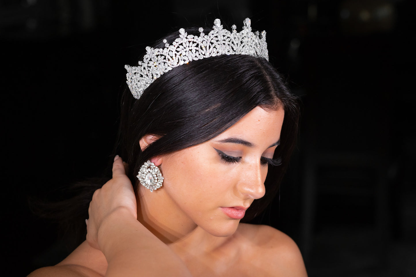 Aria - Exquisite royal inspired bridal crystal earrings