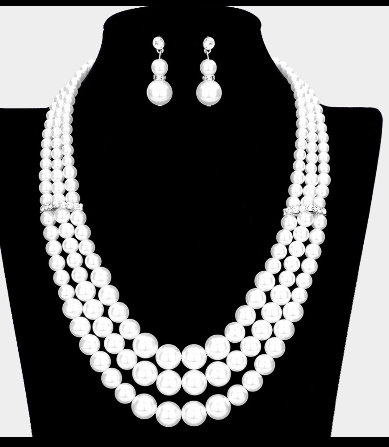 Perlamore - Classic Timeless triple strand pearl necklace set