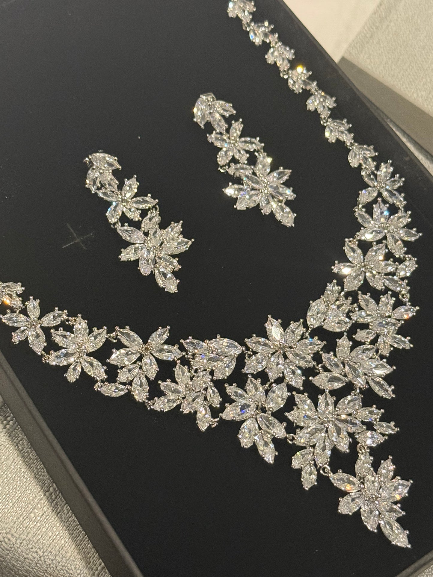 Emmalisa - Moissanite Diamond vine bridal necklace set